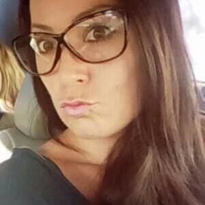 Meet your Posher, Joleane